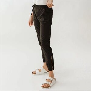 Albion Jetsetter joggers with Gold Zippers black Size XS